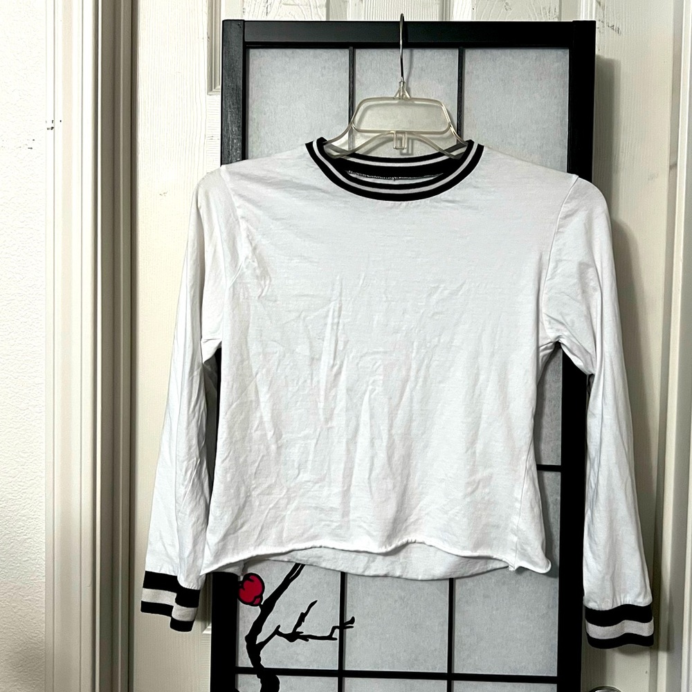 White Cropped T-shirt